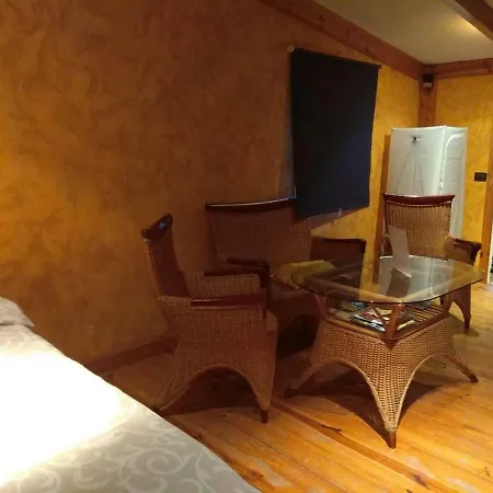 Alloggio in famiglia La Cabaña Con Jacuzzi