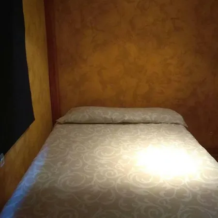 La Cabaña Con Jacuzzi Alloggio in famiglia *